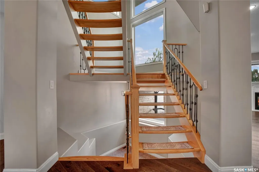 314 Beerling Crescent Saskatoon SK S7S 1K4