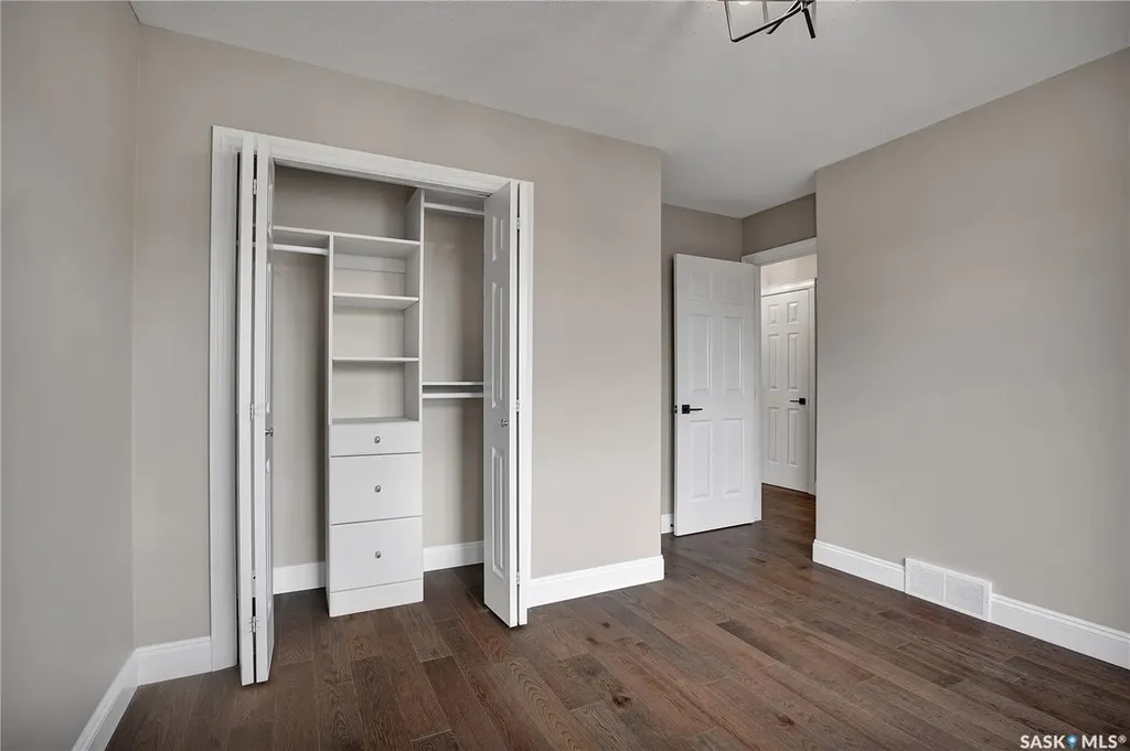 314 Beerling Crescent Saskatoon SK S7S 1K4
