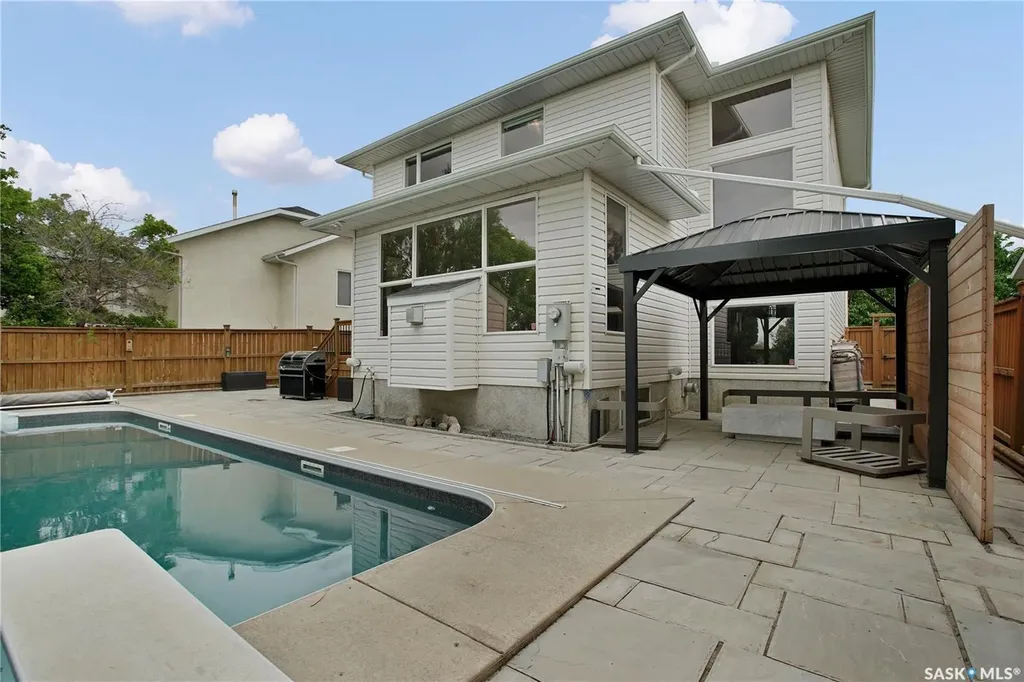 314 Beerling Crescent Saskatoon SK S7S 1K4