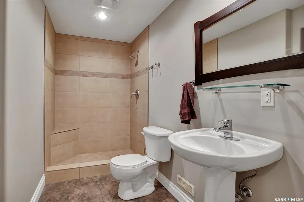 314 Beerling Crescent Saskatoon SK S7S 1K4