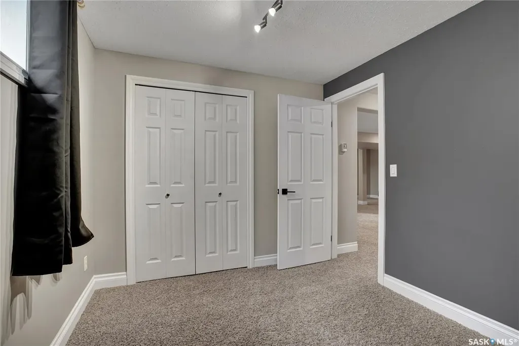 314 Beerling Crescent Saskatoon SK S7S 1K4