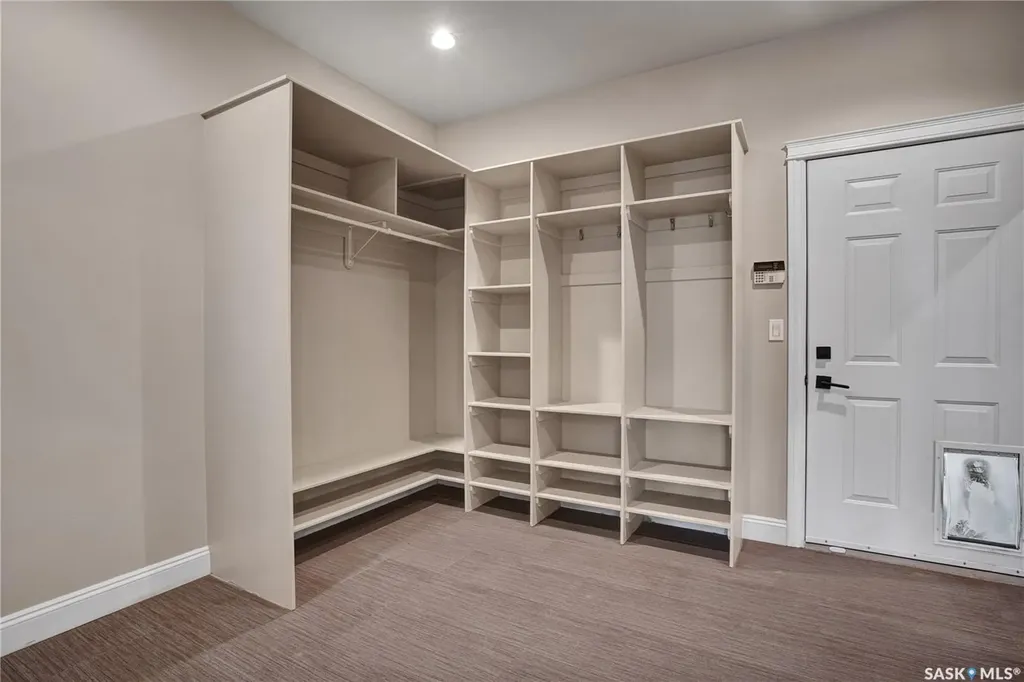 314 Beerling Crescent Saskatoon SK S7S 1K4