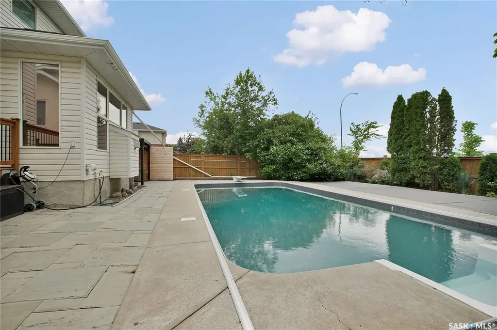 314 Beerling Crescent Saskatoon SK S7S 1K4