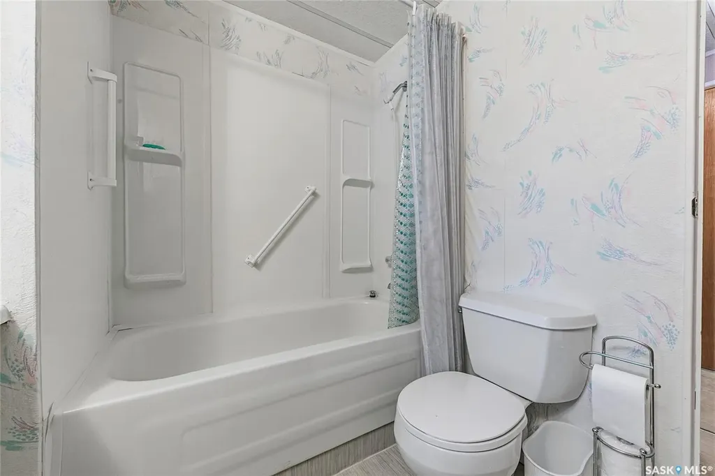 71 Canary Drive Glen Harbour SK S0G 4L0