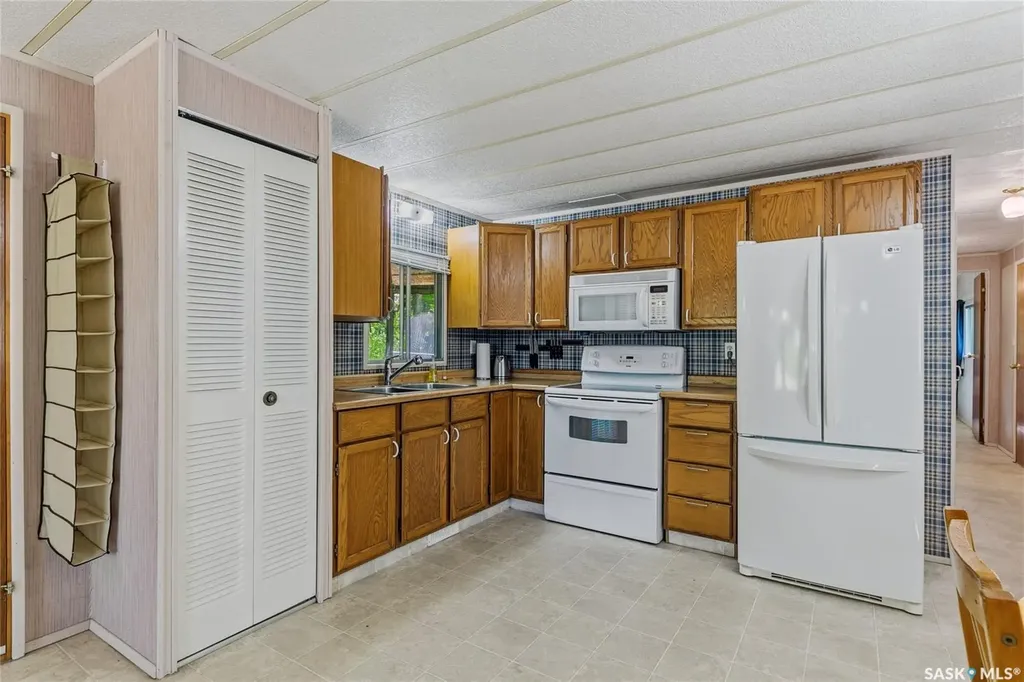 71 Canary Drive Glen Harbour SK S0G 4L0