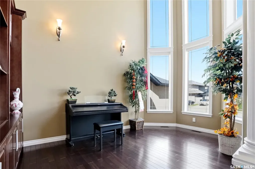 1607 Stensrud Road Saskatoon SK S7W 0C5