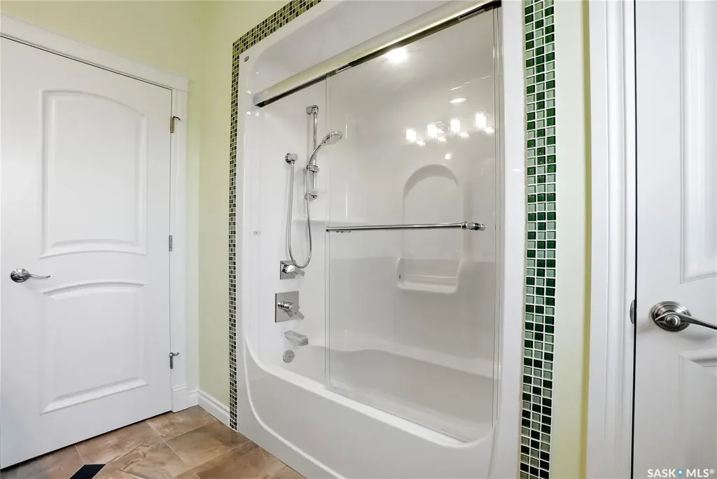 1607 Stensrud Road Saskatoon SK S7W 0C5