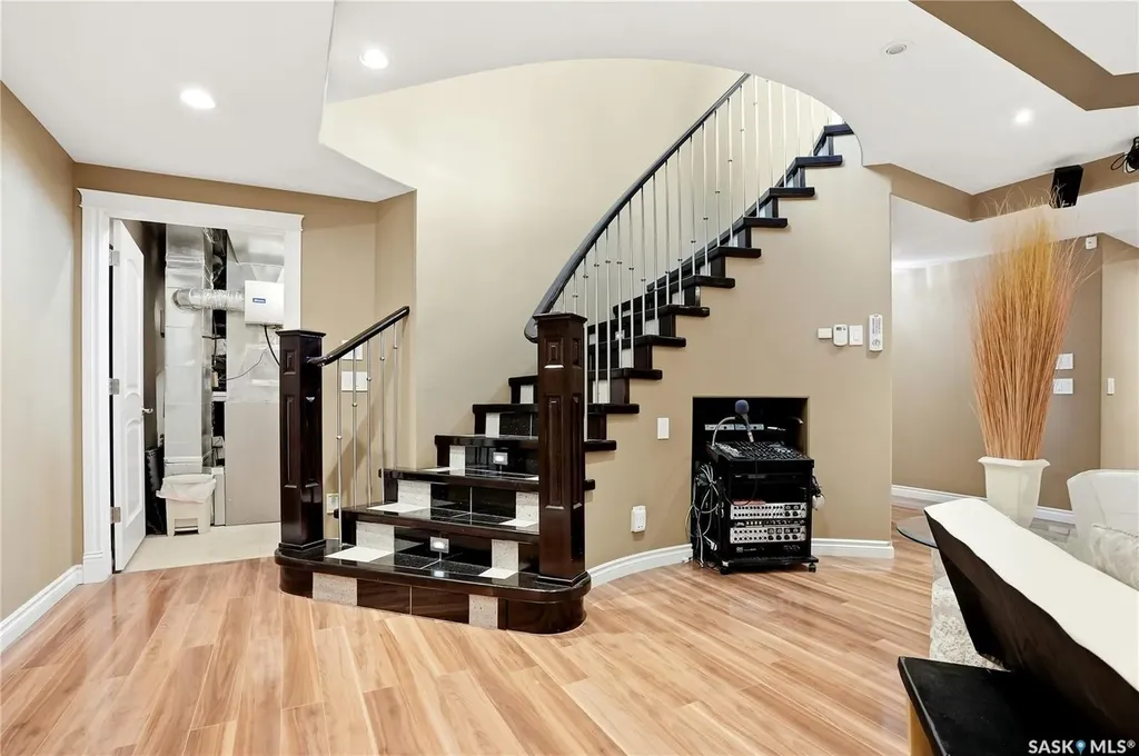 1607 Stensrud Road Saskatoon SK S7W 0C5
