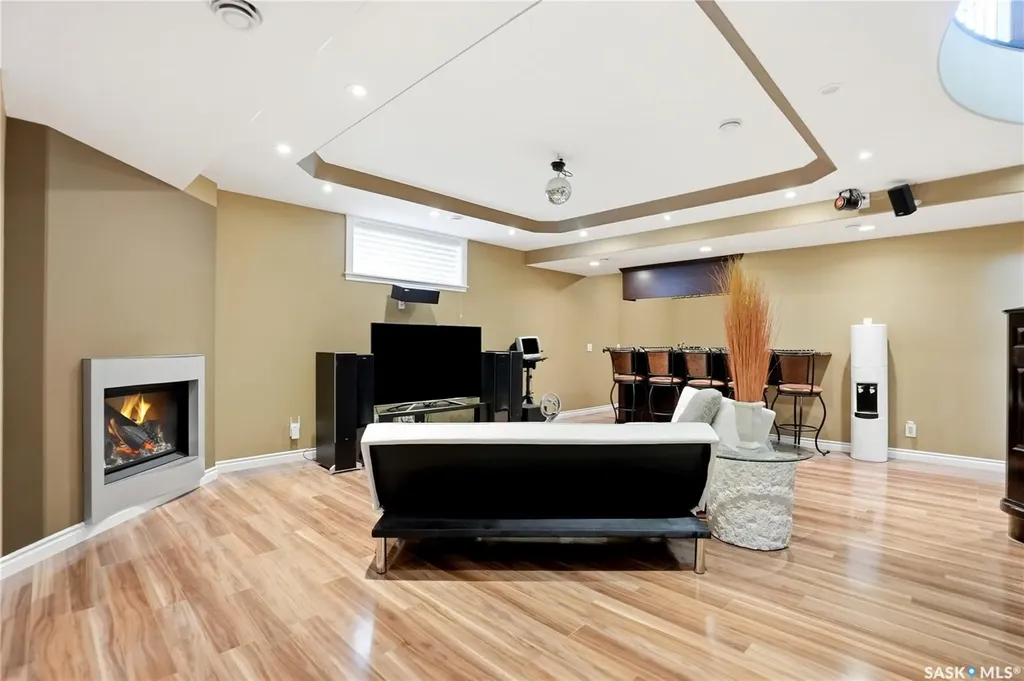 1607 Stensrud Road Saskatoon SK S7W 0C5