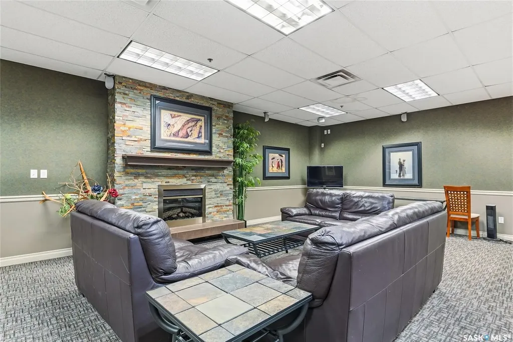 1867 Hamilton Street Regina SK S4P 2C2