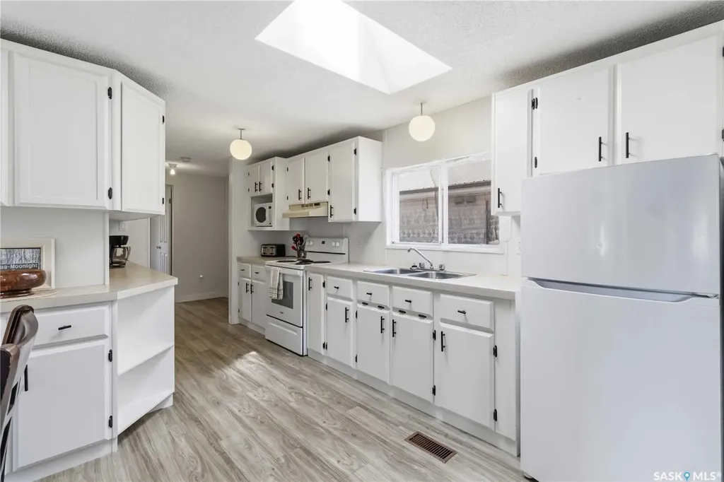 16 Archie Clampitt Drive Kivimaa-moonlight Bay SK S0M 1J0