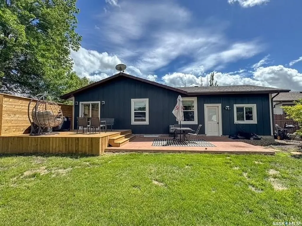 482 Russell Crescent Swift Current SK S9H 4S7