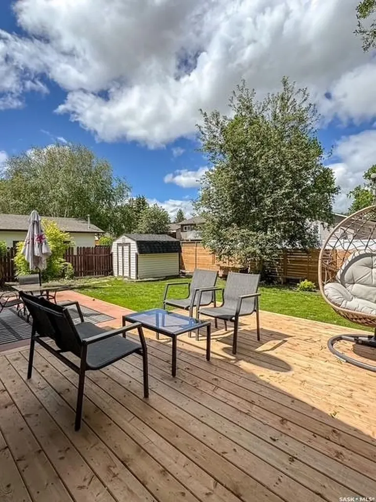 482 Russell Crescent Swift Current SK S9H 4S7