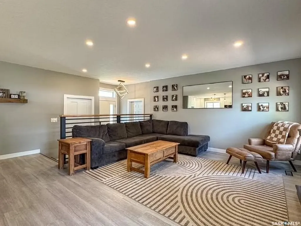 482 Russell Crescent Swift Current SK S9H 4S7