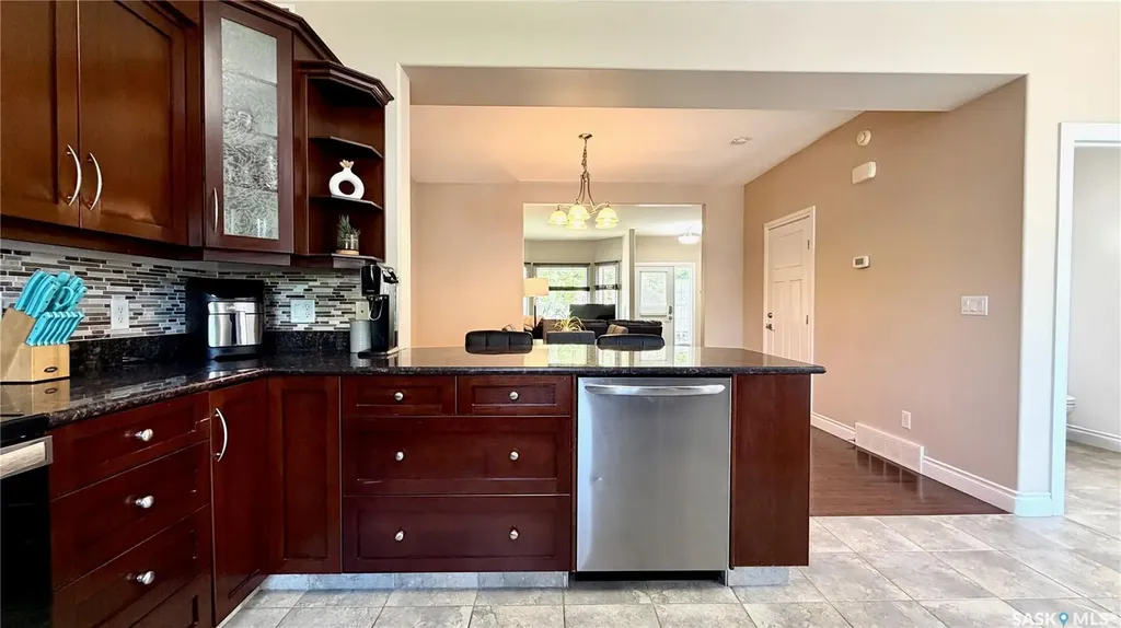 1233 13th Street E Saskatoon SK S7H 0C3