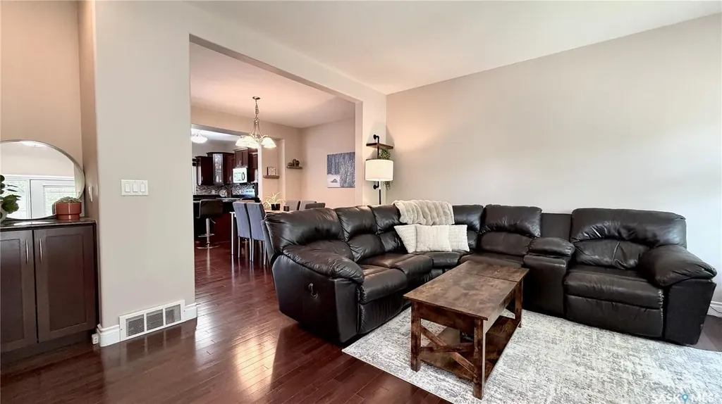 1233 13th Street E Saskatoon SK S7H 0C3