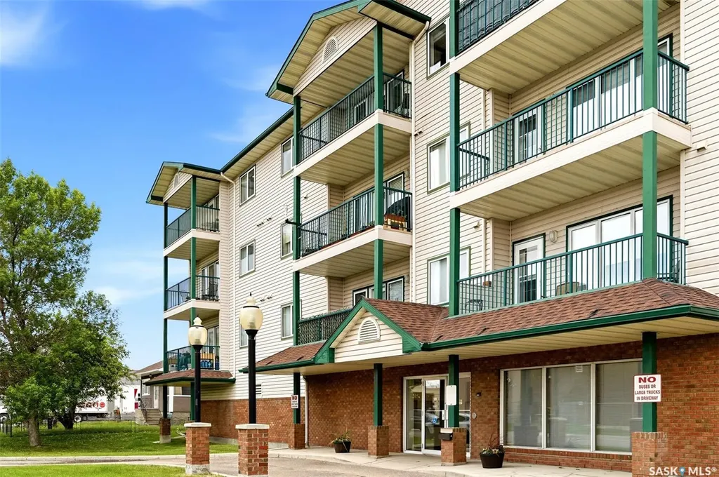 205 Mcintyre Street N Regina SK S4R 3B7