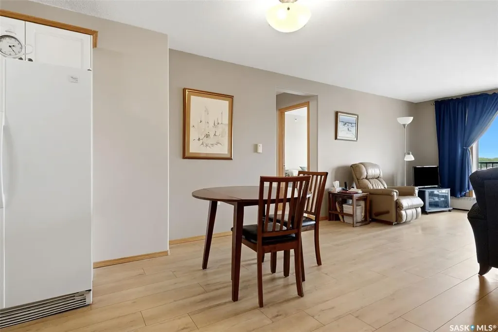 205 Mcintyre Street N Regina SK S4R 3B7