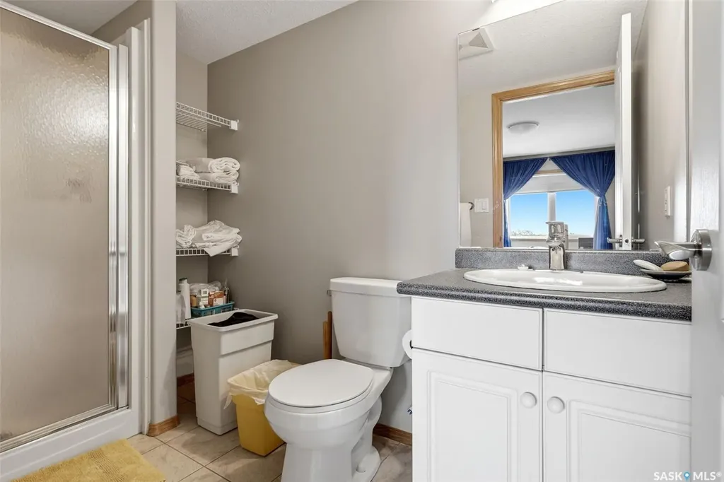 205 Mcintyre Street N Regina SK S4R 3B7