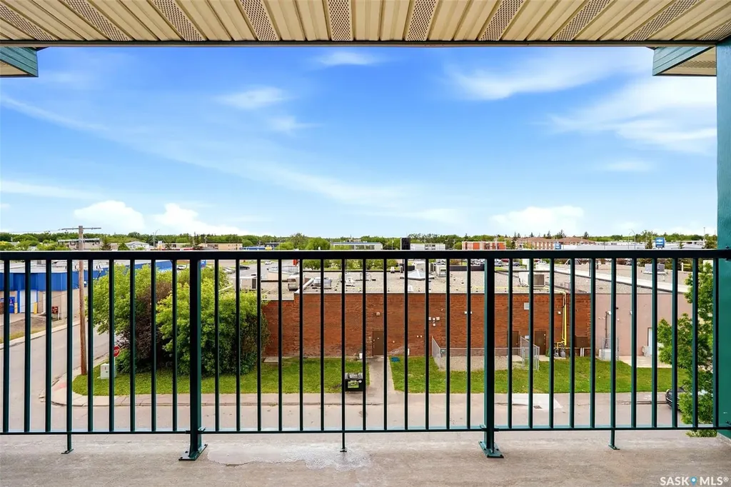 205 Mcintyre Street N Regina SK S4R 3B7