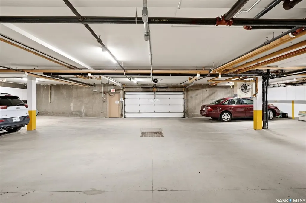 205 Mcintyre Street N Regina SK S4R 3B7