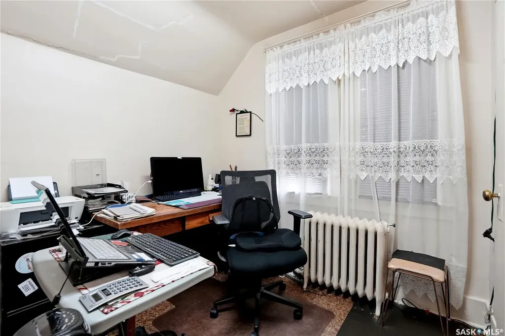 1320 Victoria Avenue Regina SK S4P 0P1