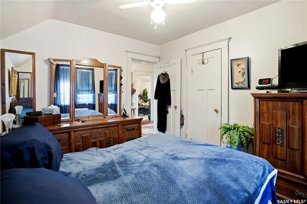 1320 Victoria Avenue Regina SK S4P 0P1