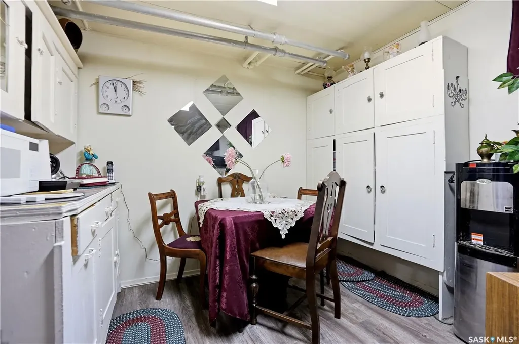 1320 Victoria Avenue Regina SK S4P 0P1