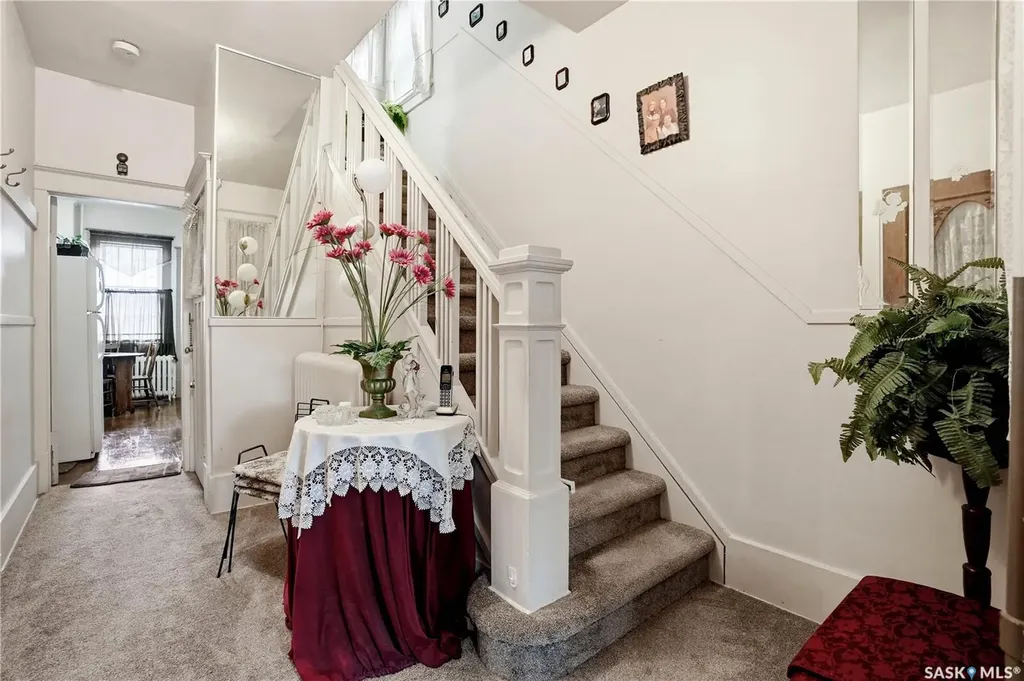1320 Victoria Avenue Regina SK S4P 0P1