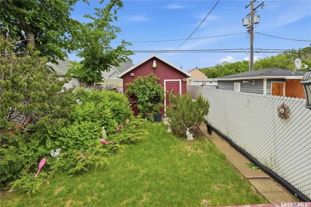 1320 Victoria Avenue Regina SK S4P 0P1