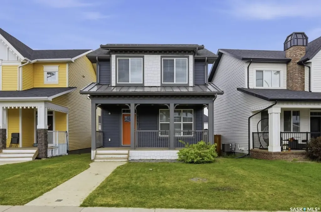 251 Newton Link Saskatoon SK S7V 0M8