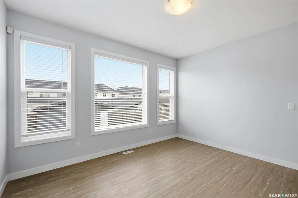 251 Newton Link Saskatoon SK S7V 0M8