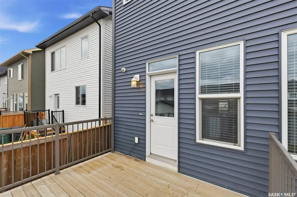 251 Newton Link Saskatoon SK S7V 0M8