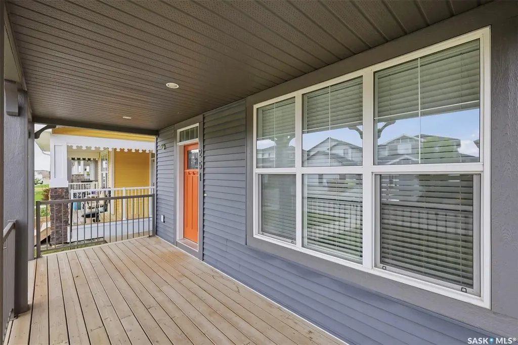 251 Newton Link Saskatoon SK S7V 0M8