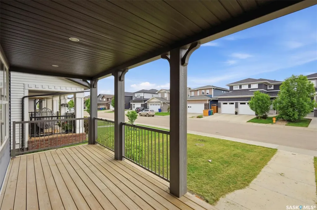 251 Newton Link Saskatoon SK S7V 0M8