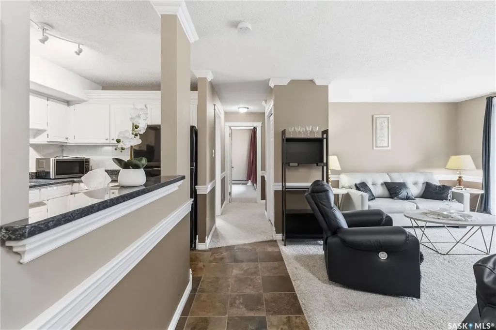 365 Kingsmere Boulevard Saskatoon SK S7J 4J6