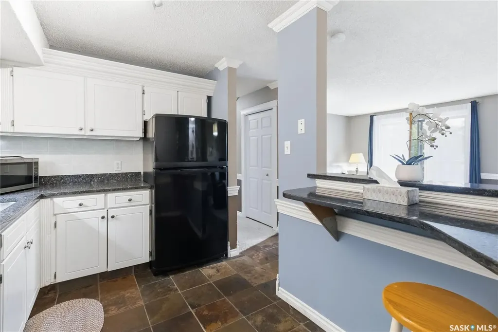 365 Kingsmere Boulevard Saskatoon SK S7J 4J6