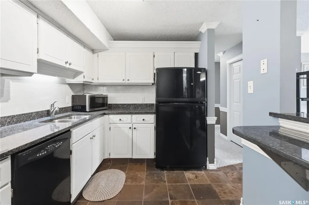 365 Kingsmere Boulevard Saskatoon SK S7J 4J6