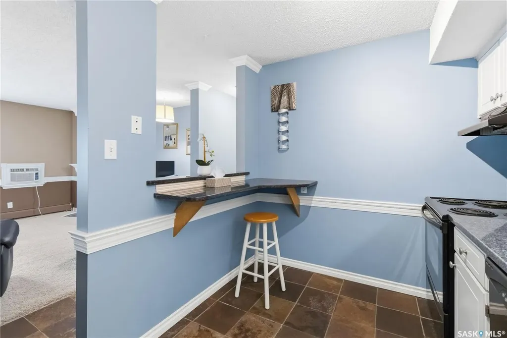 365 Kingsmere Boulevard Saskatoon SK S7J 4J6