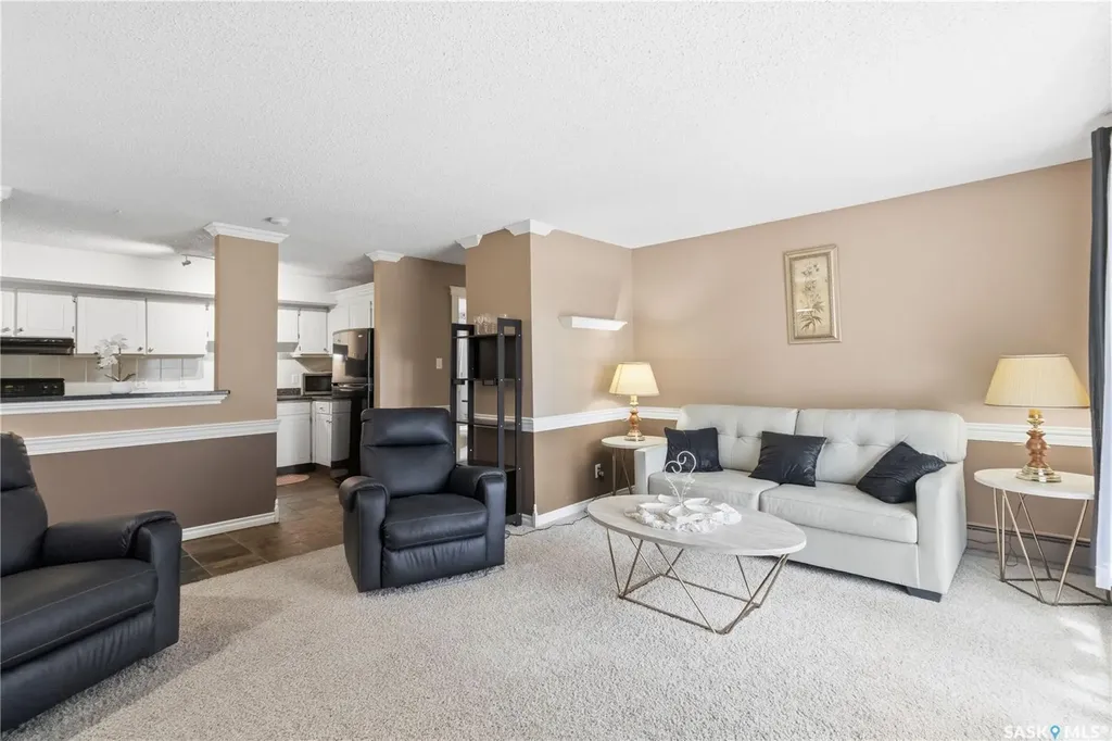 365 Kingsmere Boulevard Saskatoon SK S7J 4J6