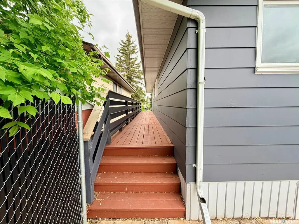 208 7th Street E Wynyard SK S0A 4T0