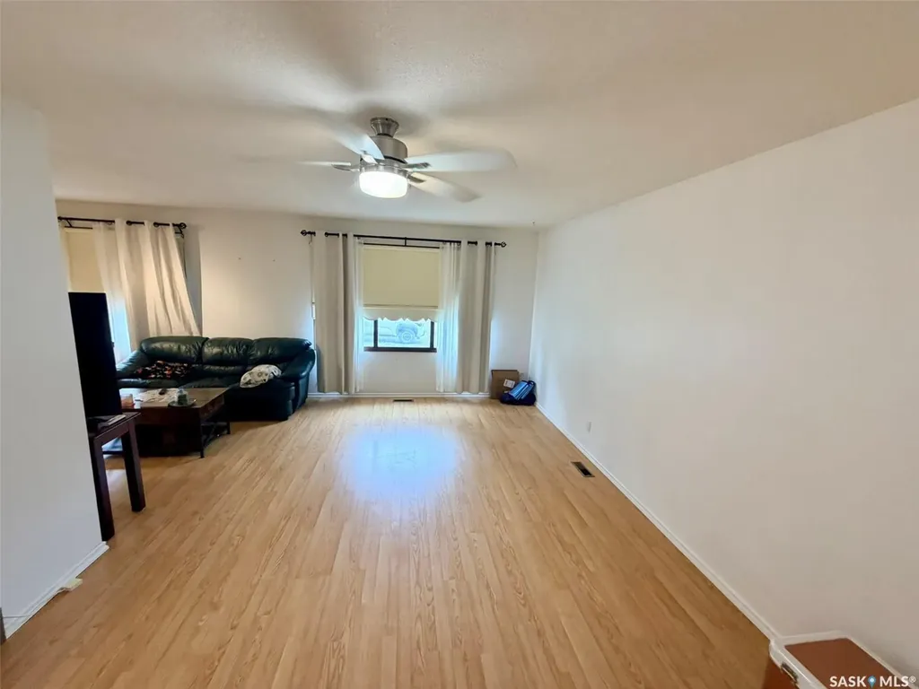208 7th Street E Wynyard SK S0A 4T0