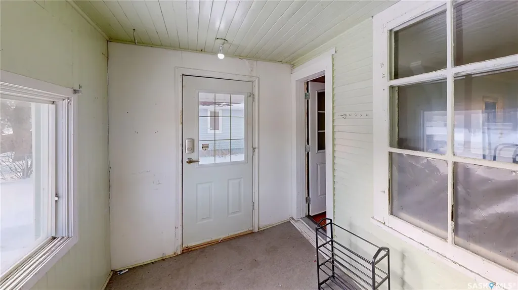 1138 Princess Street Regina SK S4T 3Y5