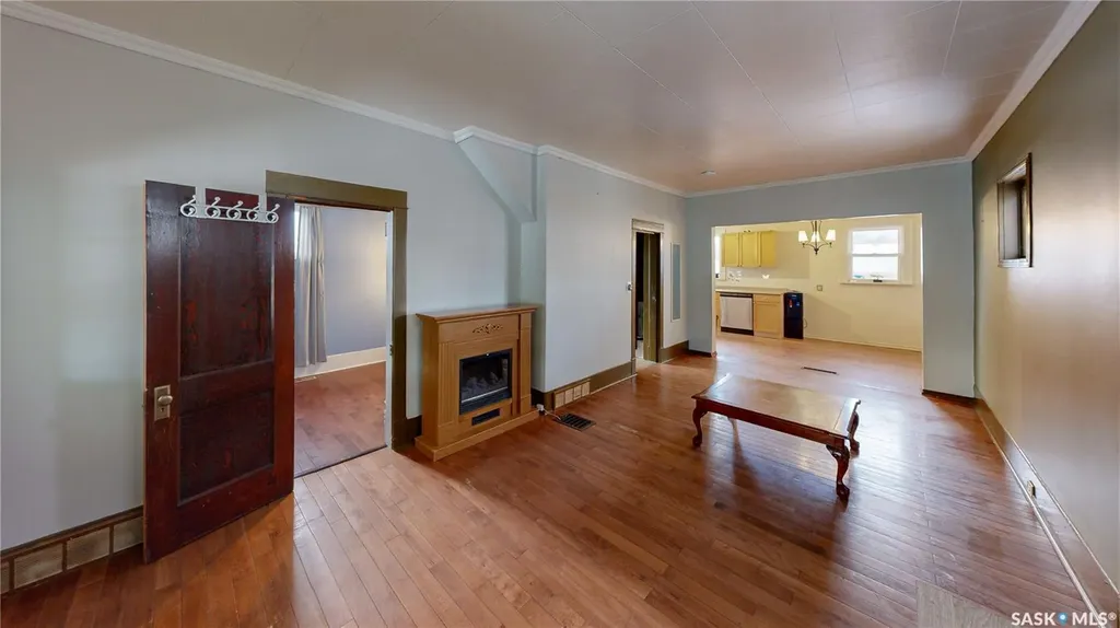 1138 Princess Street Regina SK S4T 3Y5