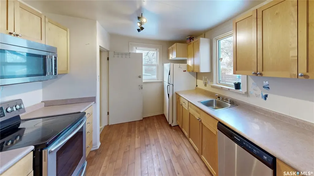 1138 Princess Street Regina SK S4T 3Y5