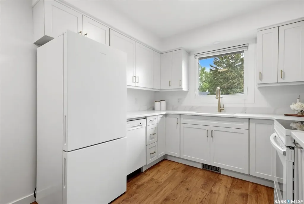 95 Empress Drive Regina SK S4T 6M7