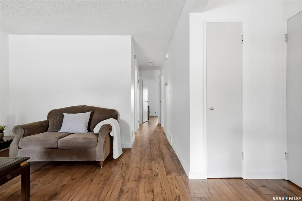 95 Empress Drive Regina SK S4T 6M7