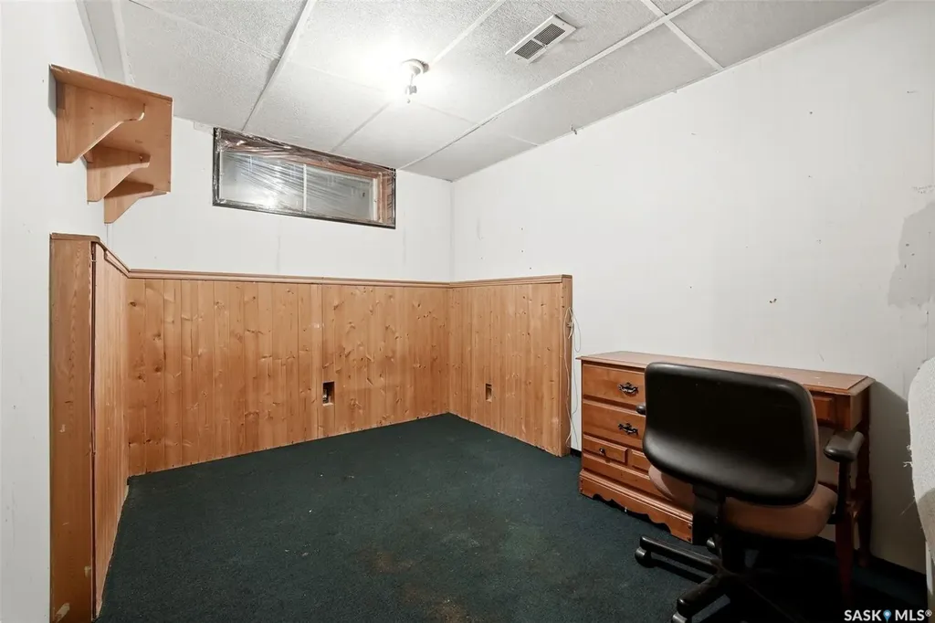 95 Empress Drive Regina SK S4T 6M7