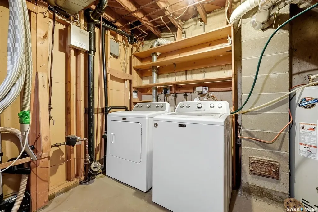 95 Empress Drive Regina SK S4T 6M7