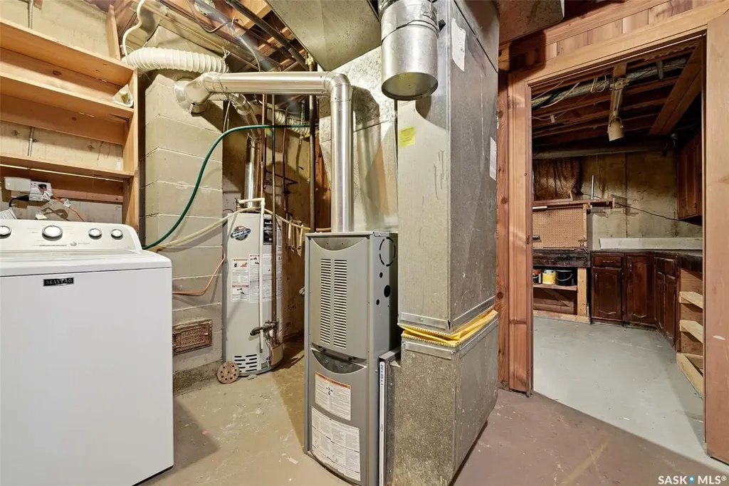 95 Empress Drive Regina SK S4T 6M7